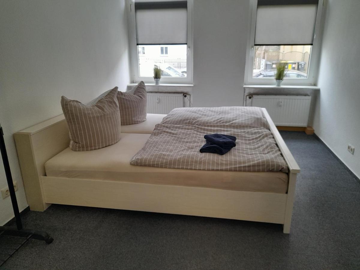 70 Qm Ferienwohnung Mit 2 Schlafzimmern Zwickau Eksteriør billede